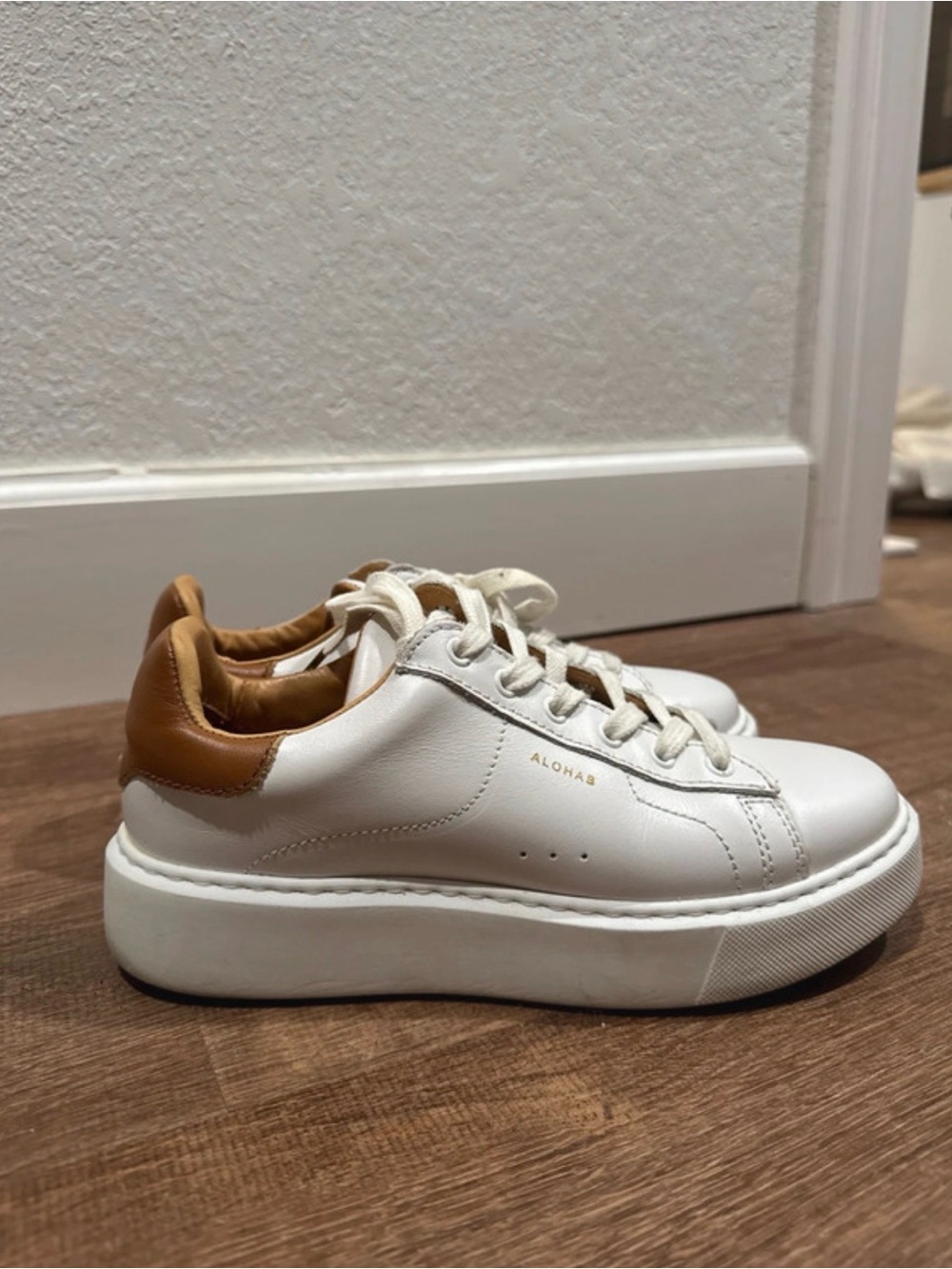 Alohas White Leather Sneakers with Tan Heel